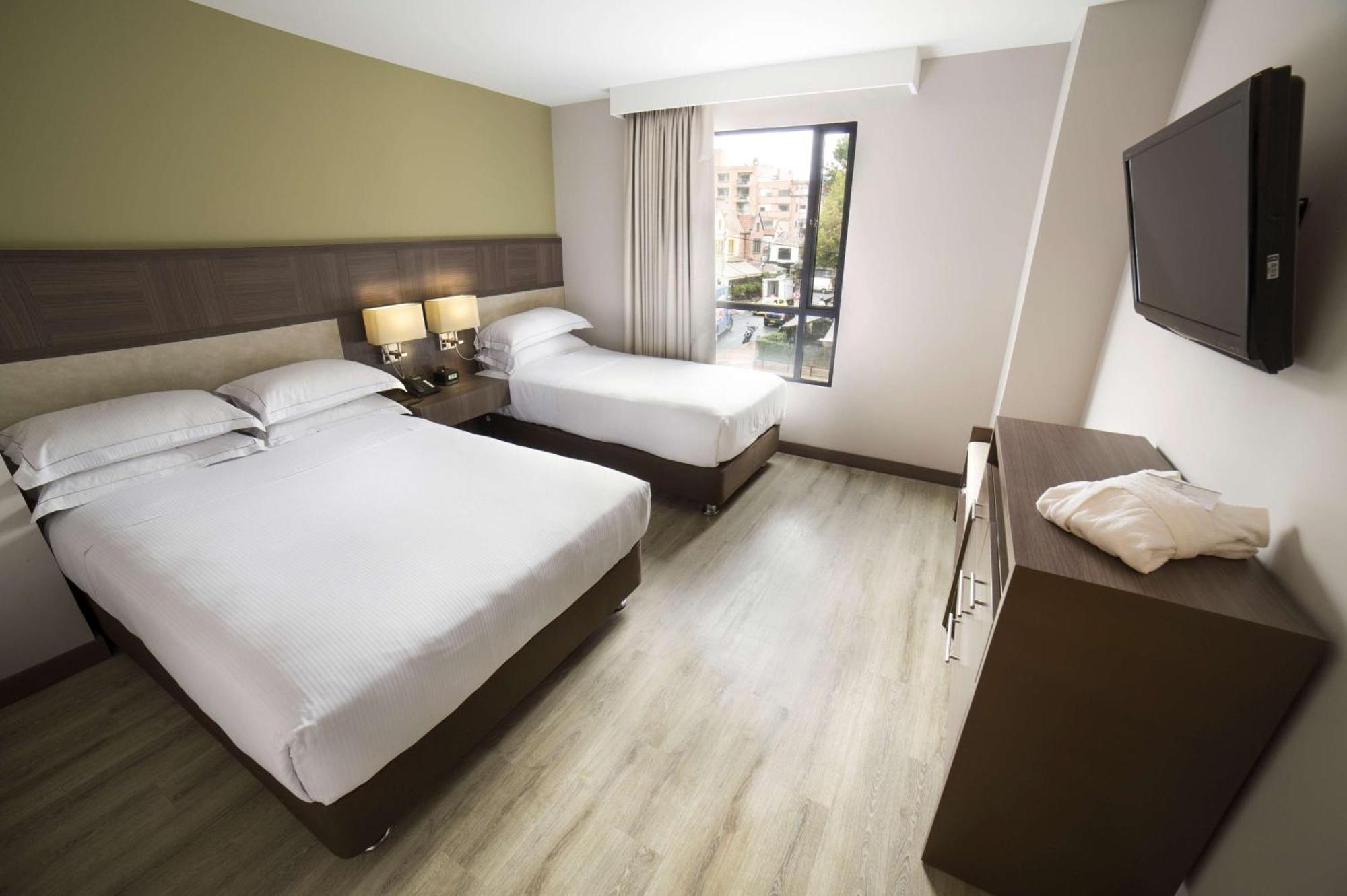 Embassy Suites By Hilton Bogota - Rosales Екстер'єр фото
