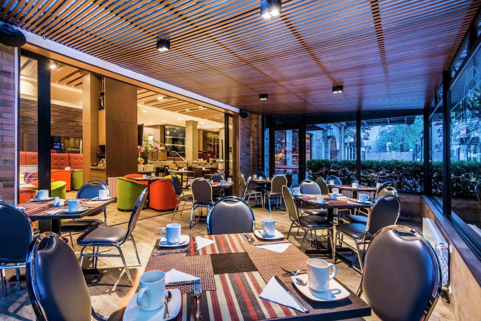Embassy Suites By Hilton Bogota - Rosales Екстер'єр фото The restaurant